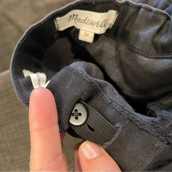 Madewell Maternity Side-Panel Skinny Jeans in Berkeley Wash: Adjustable Edition - Picture 7 of 11